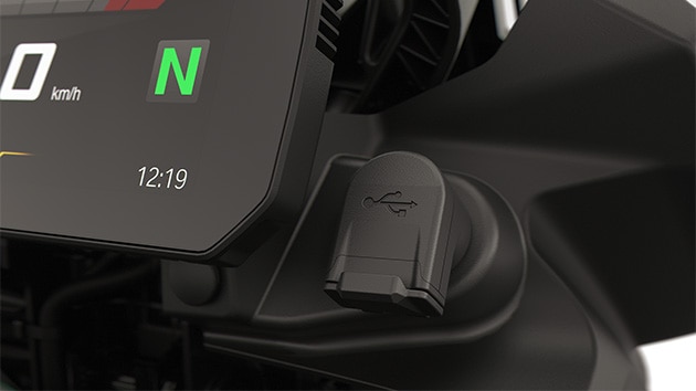 The USB port of the F 800 GS