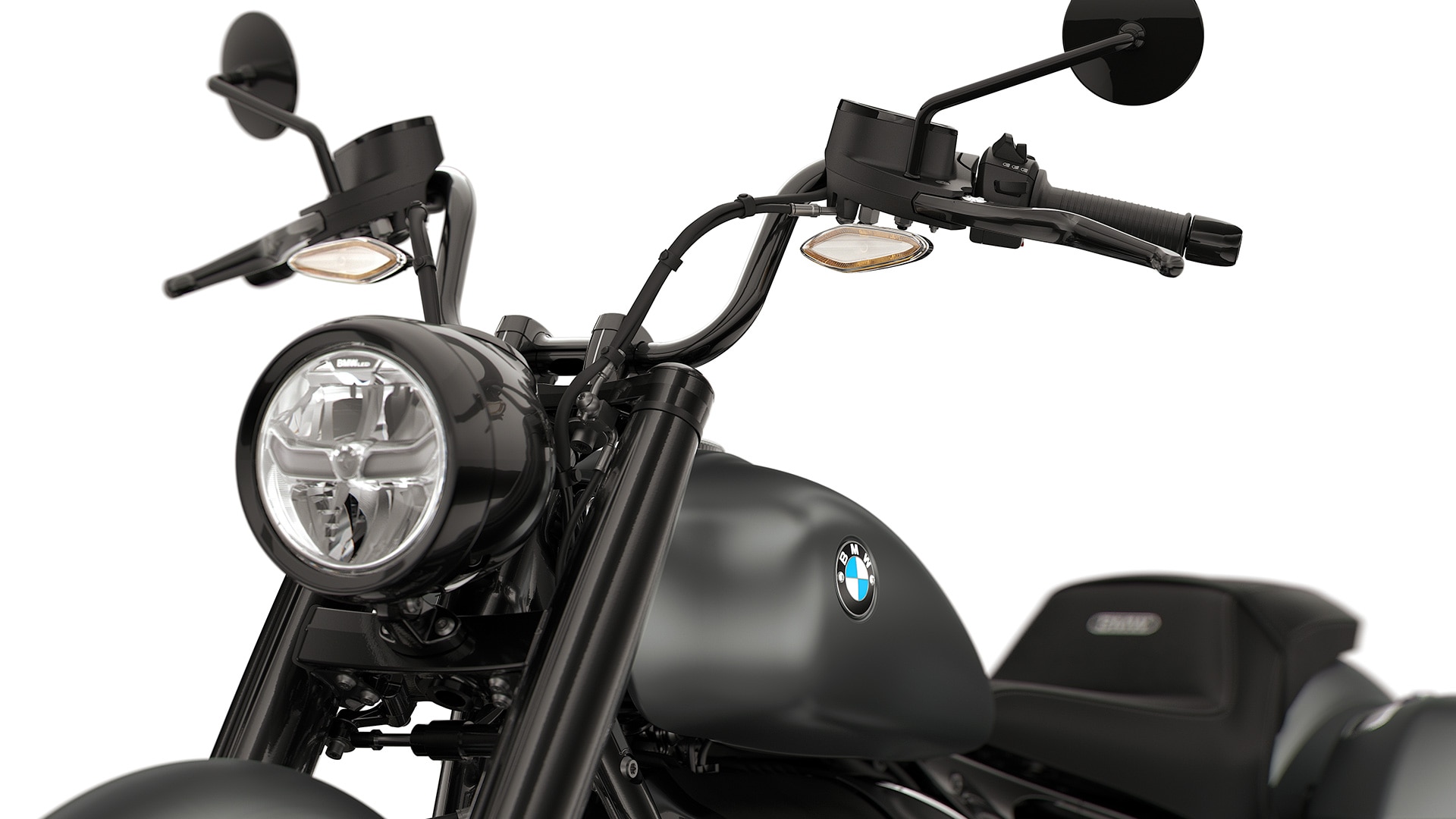 Detailed image of the mini ape-hanger of the R 18 Roctane from BMW Motorrad